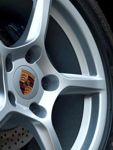 Keeping a Porsche on the road—whether it’s a modern daily driver or a classic weekend car—often comes down to one thing: getting the right part, fast, from a supplier you trust. That’s where Design911 comes in. Based in the UK, Design911 is a dedicated Porsche parts and accessories specialist supplying both retail customers and the trade. Its catalog is built to cover everything from routine servicing to major restoration work and performance upgrades, with a model-led shopping experience that helps you match parts to your exact car.