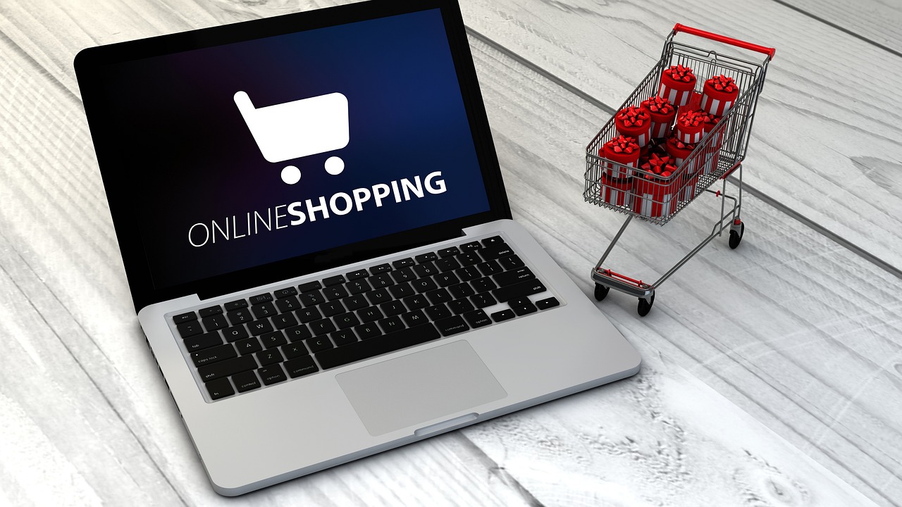 Quando si tratta di decorare e arredare la tua casa, trovare i pezzi perfetti può sembrare difficile, soprattutto se hai un budget limitato. Fortunatamente, un rivenditore online con sede in Italia noto per la sua vasta gamma di prodotti convenienti e di alta qualità, offre una soluzione pratica a questa sfida. Che tu stia cercando di rinfrescare il tuo soggiorno, aggiornare la tua cucina o creare un sereno rifugio in camera da letto, la vasta selezione di Costway può aiutarti a trovare proprio ciò di cui hai bisogno senza spendere una fortuna.In questa guida, ti mostreremo come navigare nel sito web di Costway per scoprire fantastiche offerte per ogni stanza della tua casa, dai mobili e decorazioni alle soluzioni di archiviazione e agli elementi essenziali per l'esterno. Immergiamoci ed esploriamo come acquistare in modo intelligente ed efficiente articoli per la casa eleganti ed economici.