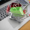 Nel mondo frenetico di oggi, dove lo stile incontra la funzionalità, trovare il giusto equilibrio tra qualità e convenienza nell’arredamento della casa e nei prodotti lifestyle è essenziale. Che tu stia cercando di migliorare il tuo soggiorno, rinfrescare la tua cucina o aggiungere un tocco di eleganza al tuo spazio esterno, Costway è diventato un nome leader nell'offrire soluzioni di alta qualità ed economiche. Conosciuto per una vasta selezione di prodotti eleganti e funzionali, Costway si è ritagliato una nicchia come rivenditore online affidabile che offre un'esperienza di acquisto senza soluzione di continuità. Questa guida definitiva ti condurrà attraverso i punti salienti delle offerte di Costway e ti mostrerà come i loro prodotti possono trasformare il tuo spazio abitativo in una miscela di comodità moderna, design senza tempo e lusso accessibile. Con influenze di rinomate tradizioni di design come quelle italiane, Costway porta un perfetto mix di stile e praticità nelle case di tutto il mondo.